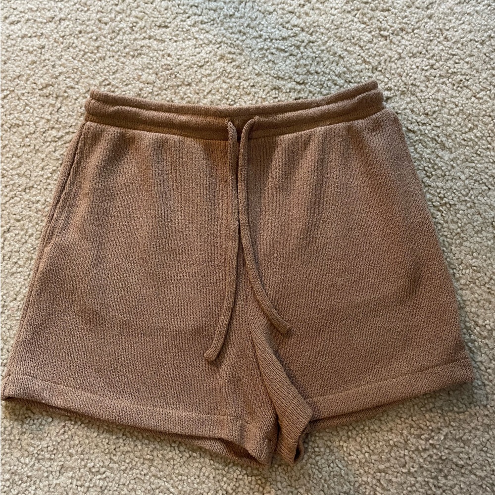 H&M High Waist Tan Knit Women's Shorts